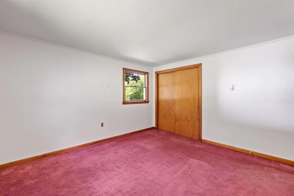 142 Hill Road Franklin NH 03235