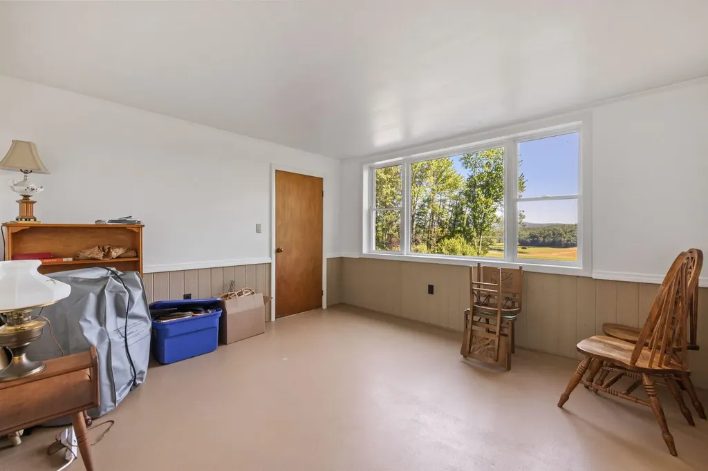 142 Hill Road Franklin NH 03235