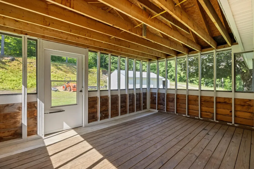 142 Hill Road Franklin NH 03235