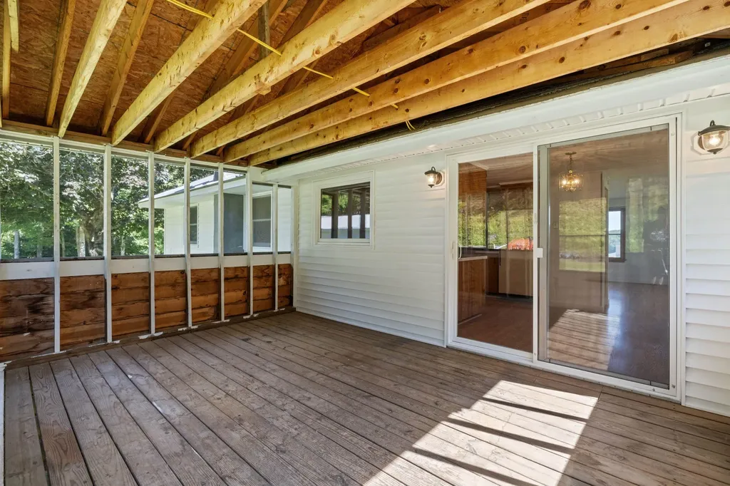 142 Hill Road Franklin NH 03235