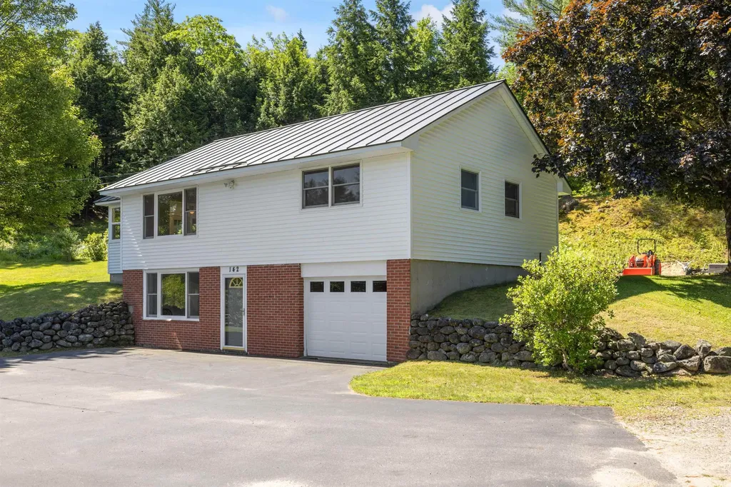 142 Hill Road Franklin NH 03235