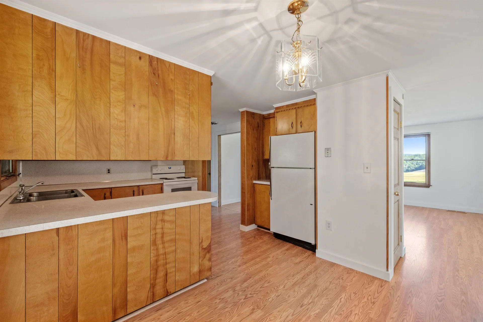 142 Hill Road Franklin NH 03235