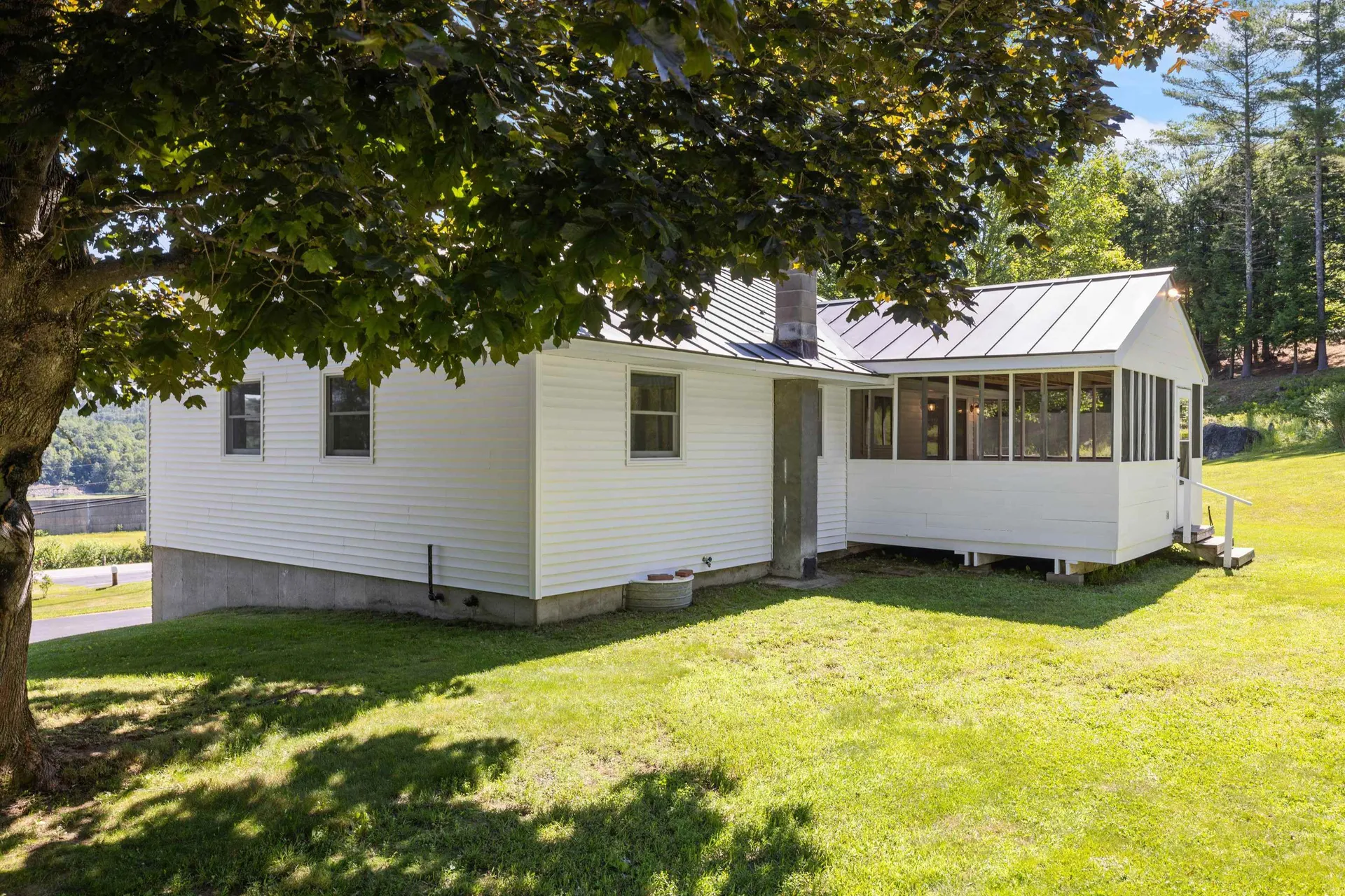 142 Hill Road Franklin NH 03235