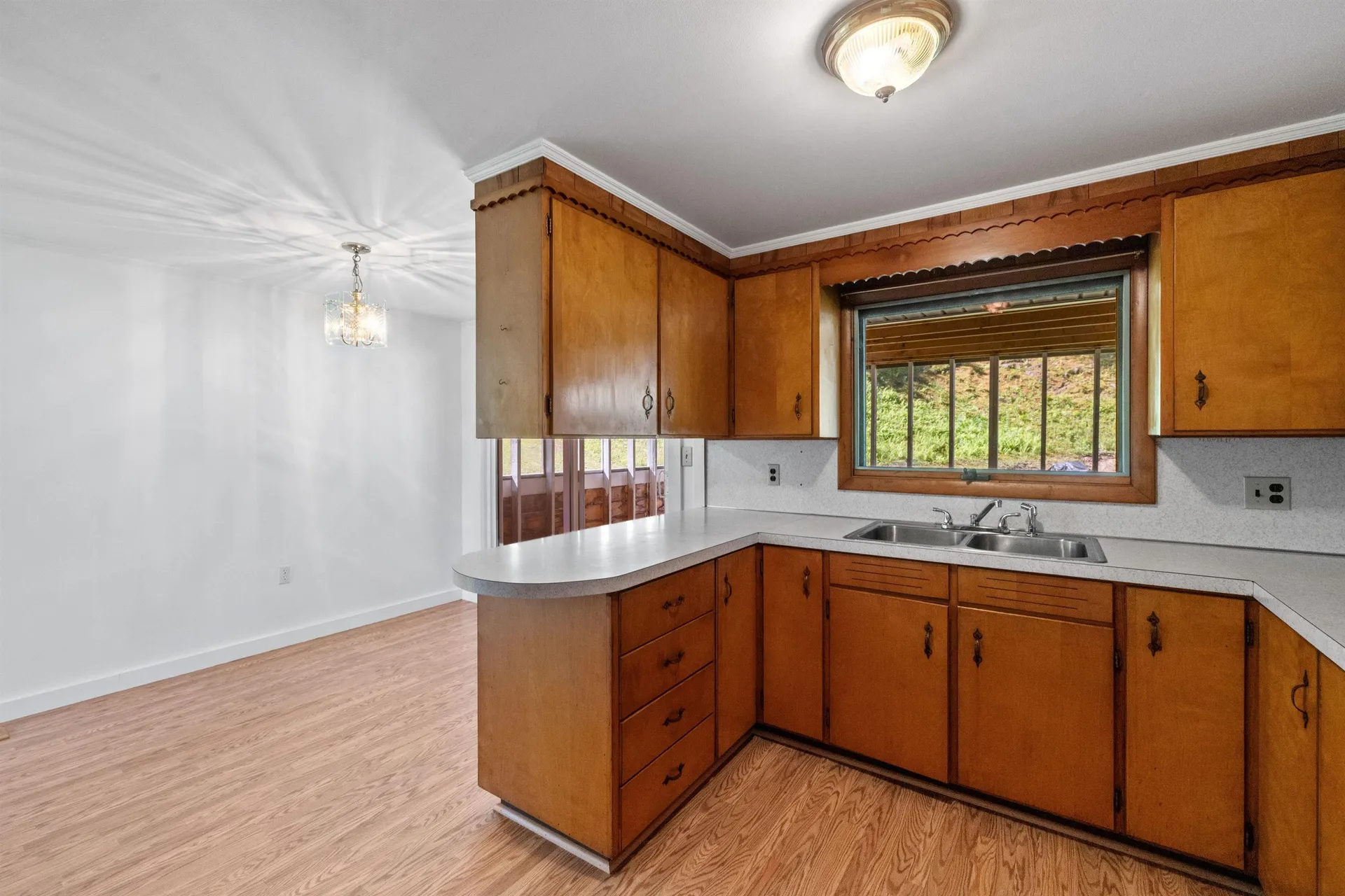 142 Hill Road Franklin NH 03235