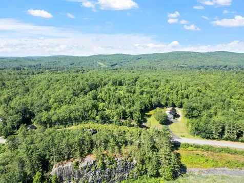 142 Hill Road Franklin NH 03235