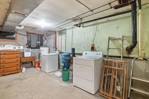 142 Hill Road Franklin NH 03235