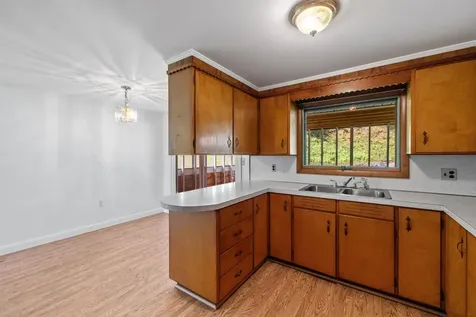 142 Hill Road Franklin NH 03235