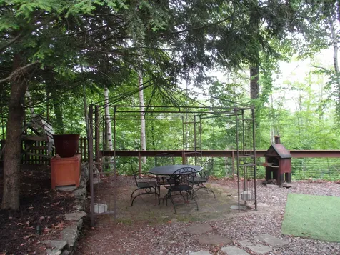 206 High Country Way Holderness NH 03245