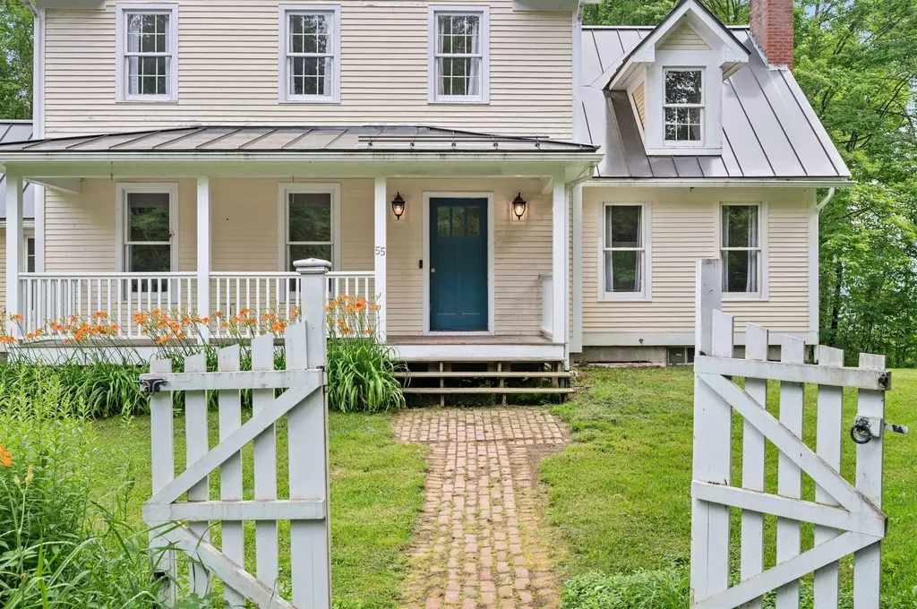 55 Turkey Hill Road Richmond VT 05477