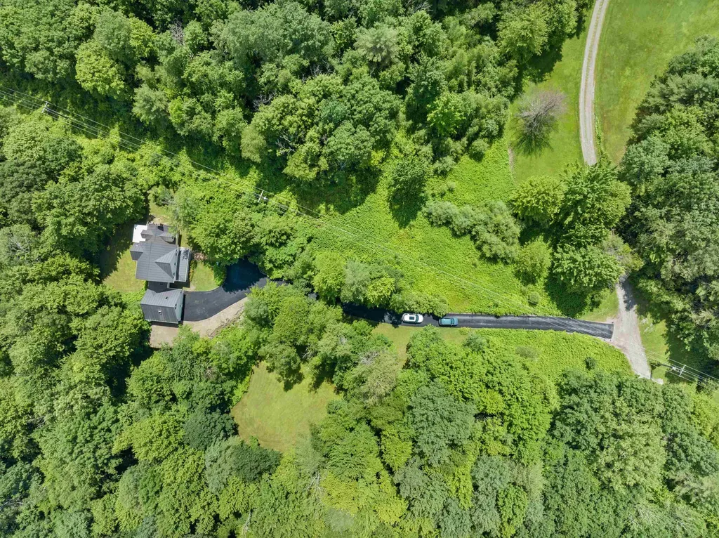 55 Turkey Hill Road Richmond VT 05477