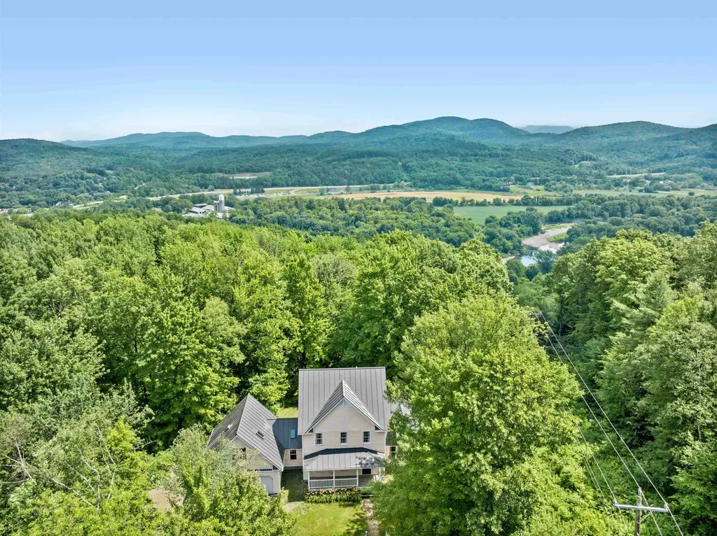 55 Turkey Hill Road Richmond VT 05477