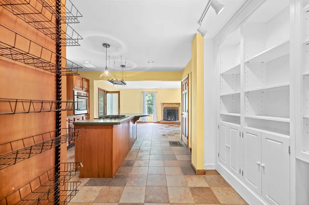 55 Turkey Hill Road Richmond VT 05477