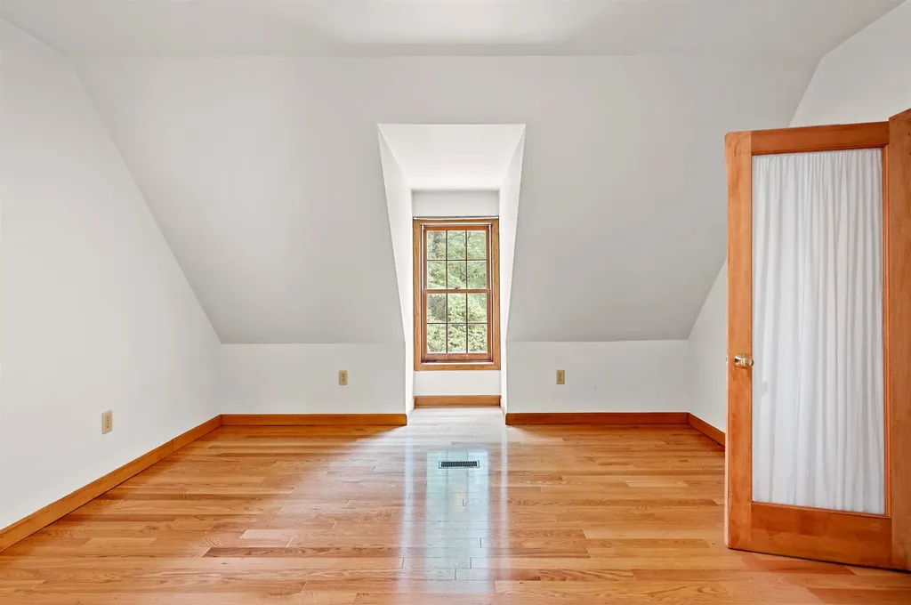 55 Turkey Hill Road Richmond VT 05477