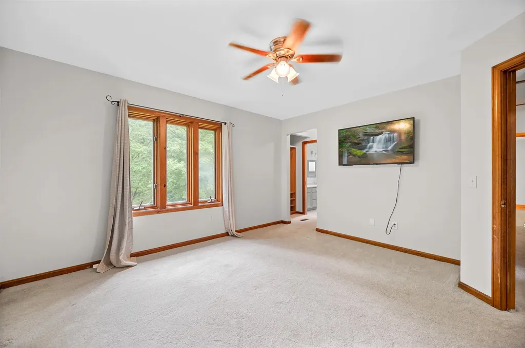 55 Turkey Hill Road Richmond VT 05477