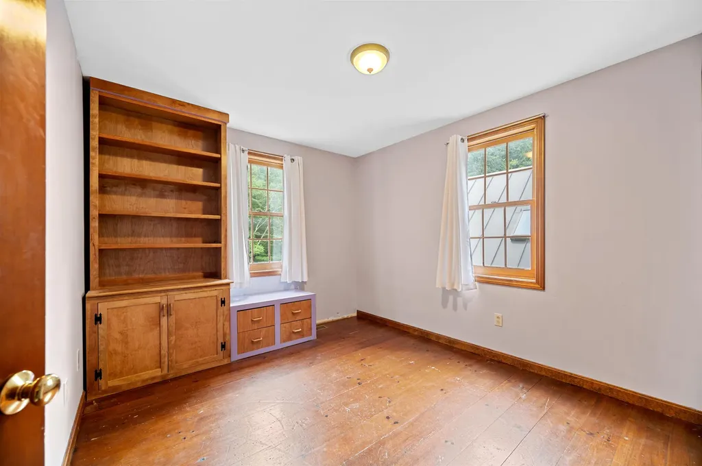 55 Turkey Hill Road Richmond VT 05477