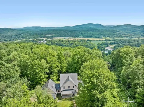 55 Turkey Hill Road Richmond VT 05477