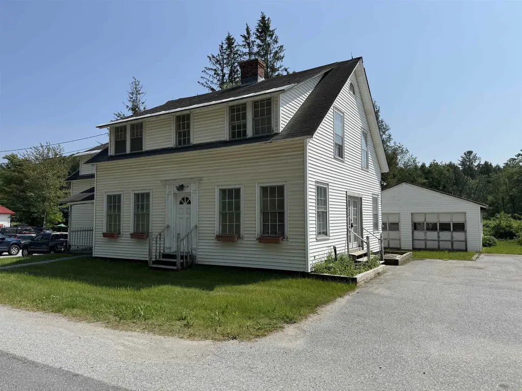 2072 North Main Street Londonderry VT 05148