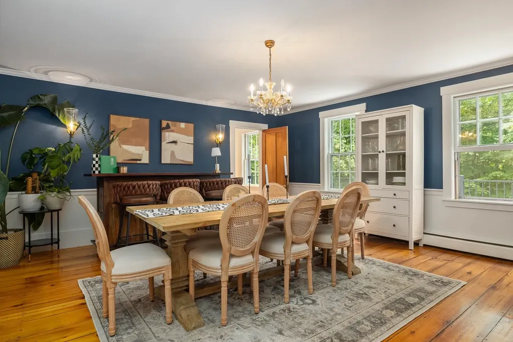 298 Exeter Road Hampton Falls NH 03844