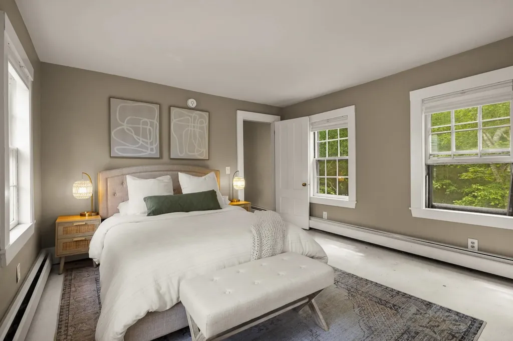 298 Exeter Road Hampton Falls NH 03844