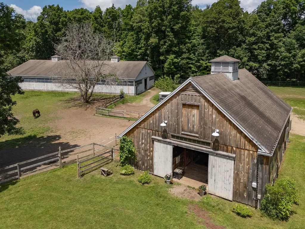 298 Exeter Road Hampton Falls NH 03844