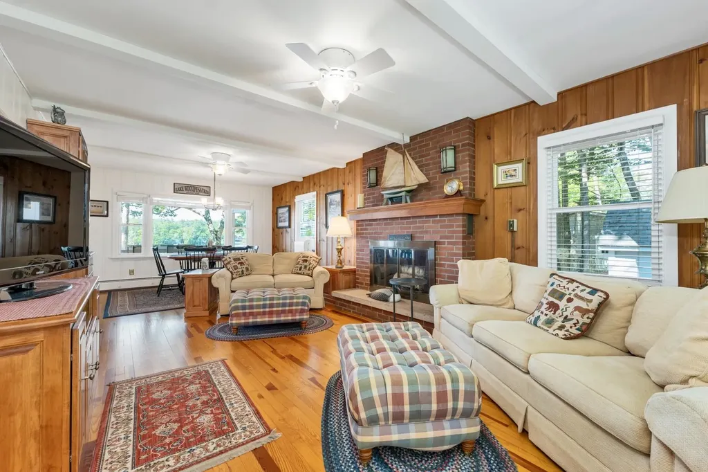 14 Governor Wentworth Highway Tuftonboro NH 03816