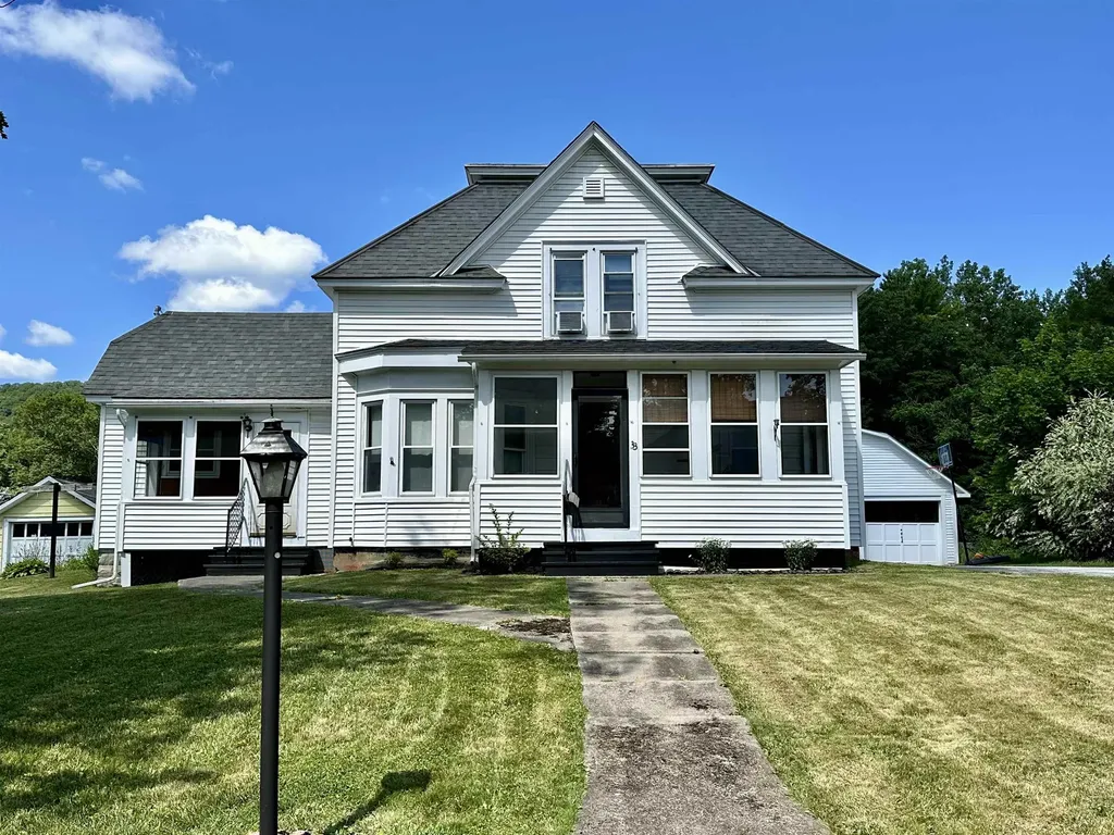 33 Gibbs Street Proctor VT 05675