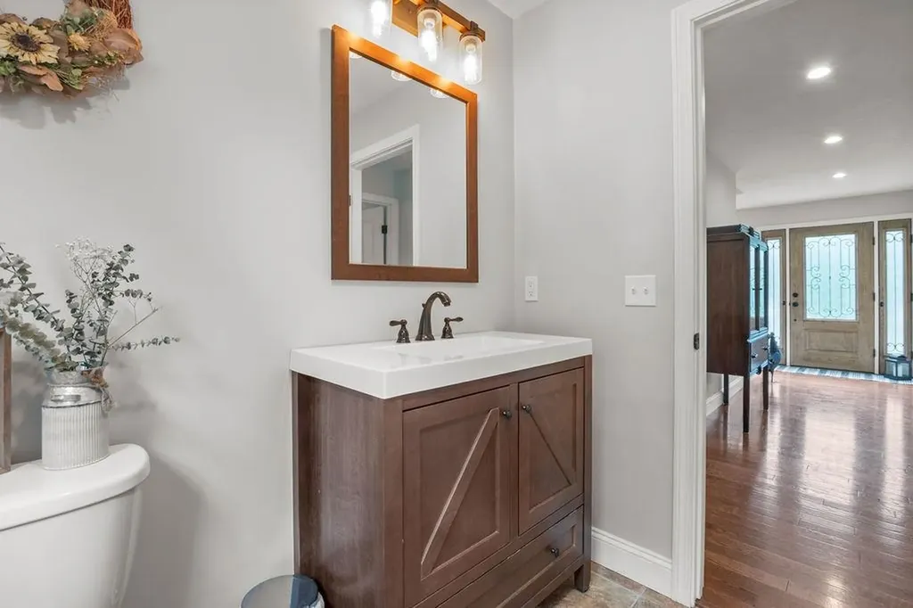 2 Prescott Road Sandwich NH 03227