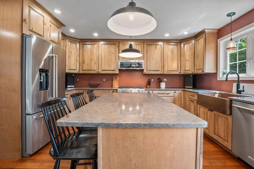 2 Prescott Road Sandwich NH 03227