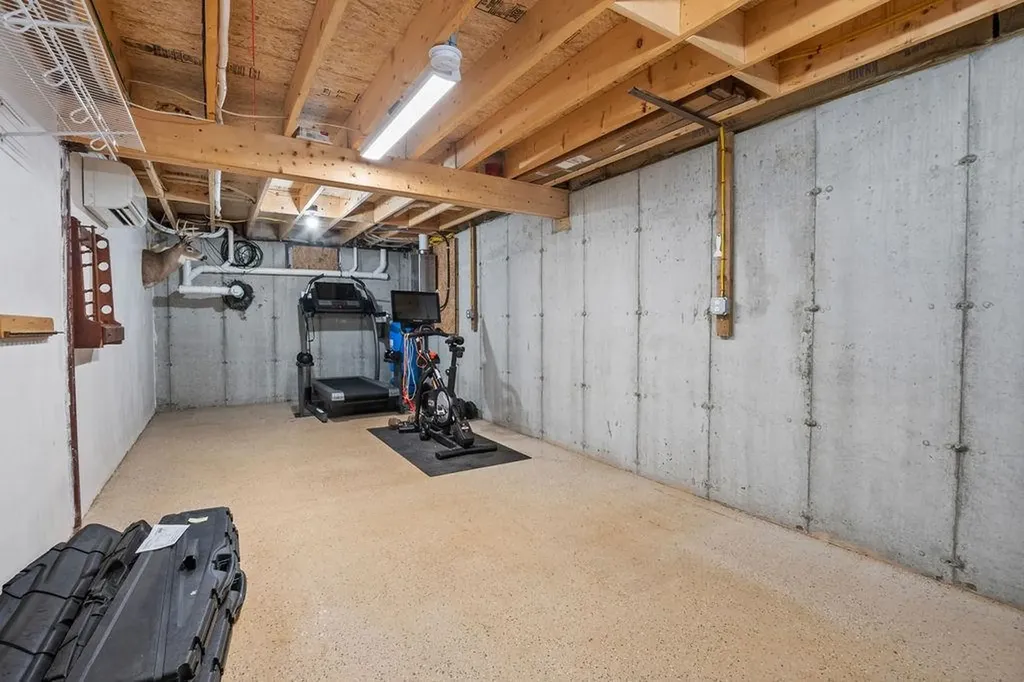 2 Prescott Road Sandwich NH 03227