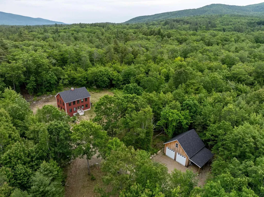 2 Prescott Road Sandwich NH 03227