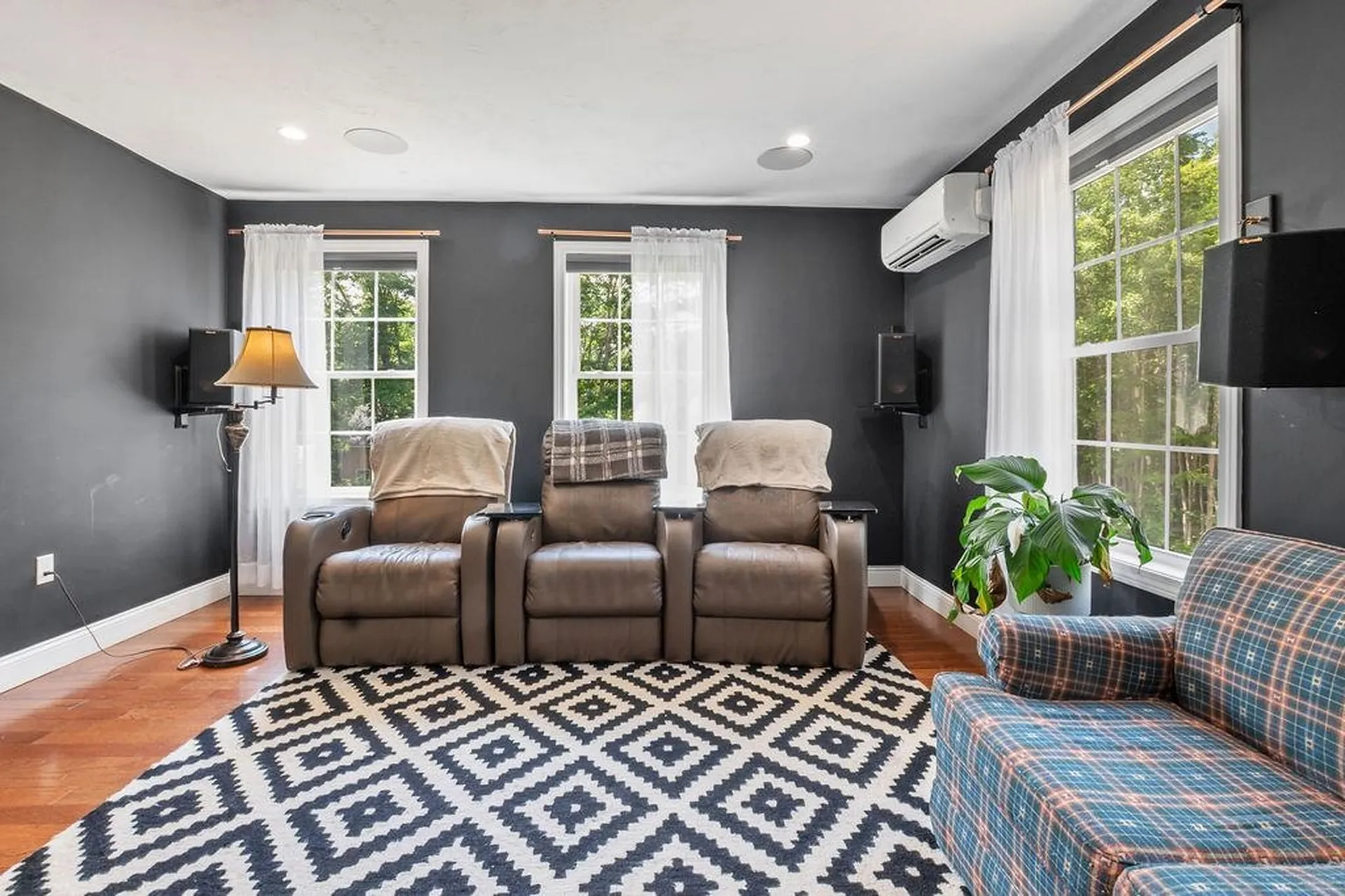 2 Prescott Road Sandwich NH 03227