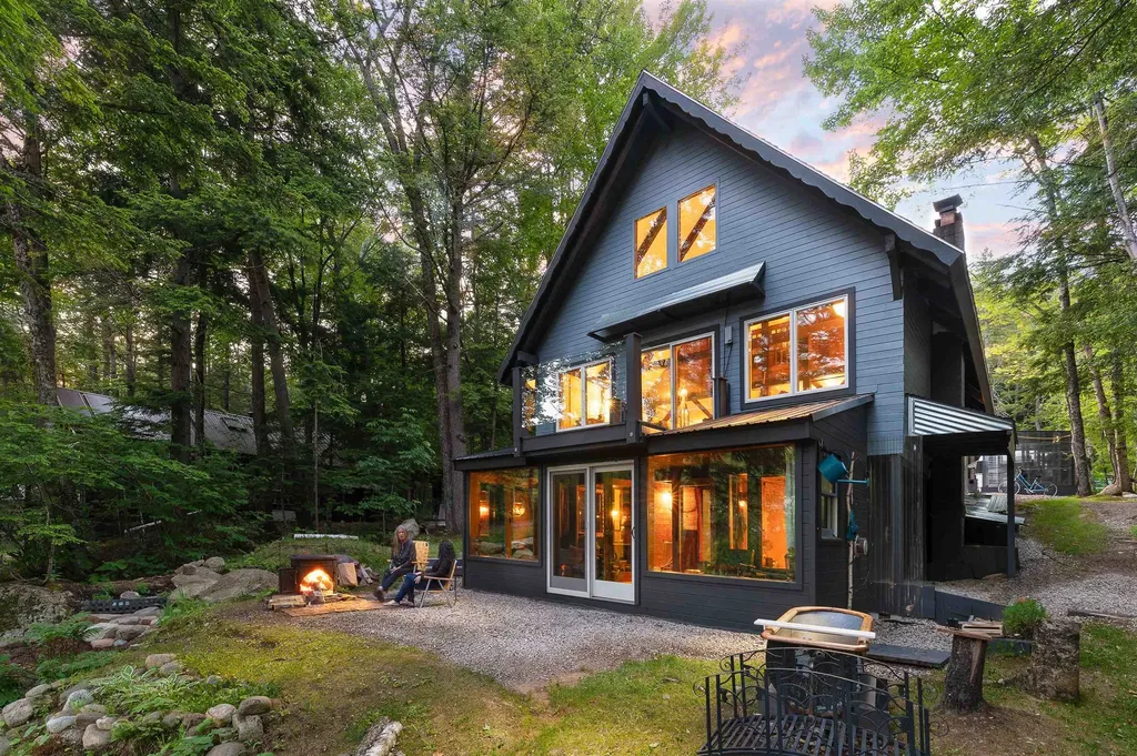 18 Spring Road Albany NH 03818