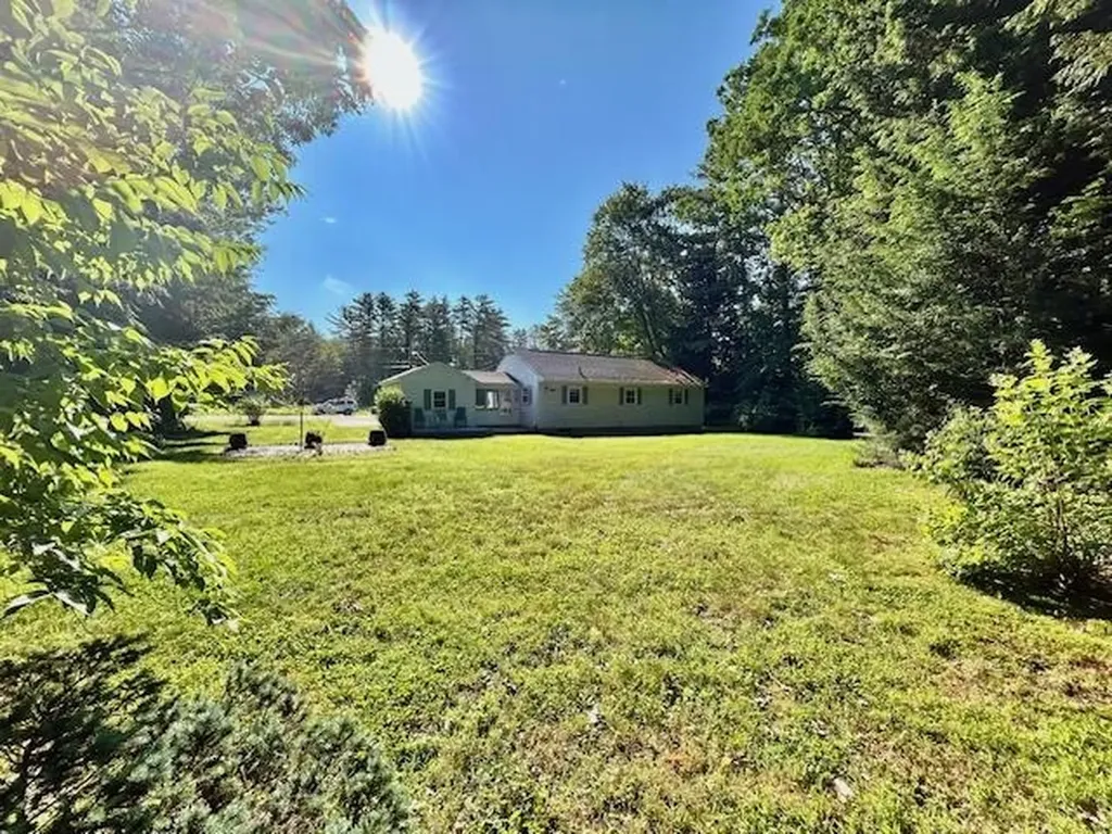 156 Abbott Road Concord NH 03303