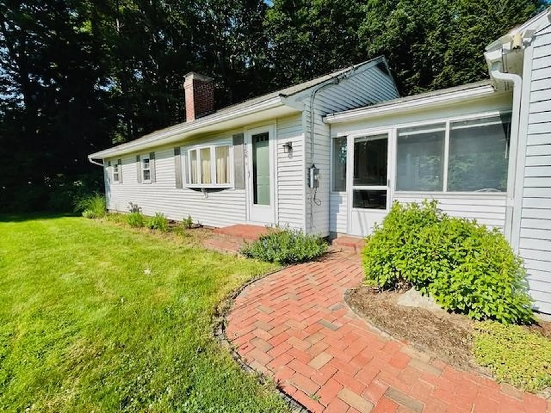 156 Abbott Road Concord NH 03303