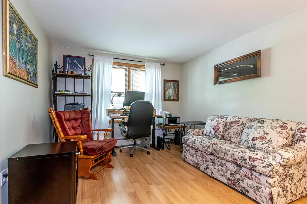 112 Morse Road Manchester NH 03104