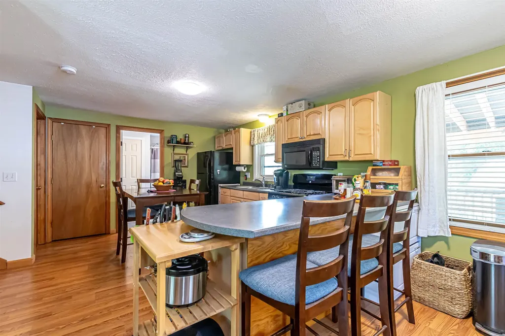 112 Morse Road Manchester NH 03104