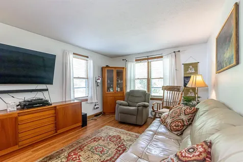 112 Morse Road Manchester NH 03104