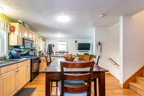 112 Morse Road Manchester NH 03104
