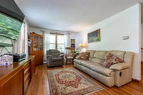 112 Morse Road Manchester NH 03104