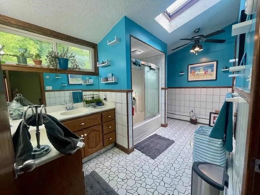 13 Jewel Street Gorham NH 03581