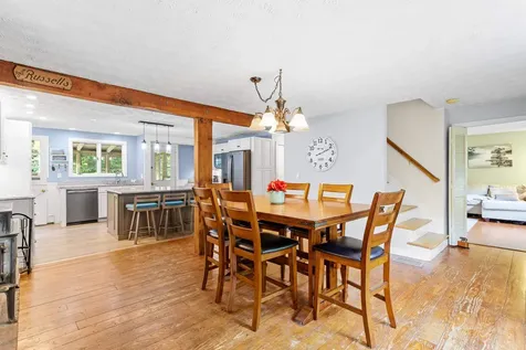 20 Wedgewood Drive Londonderry NH 03053