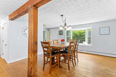 20 Wedgewood Drive Londonderry NH 03053