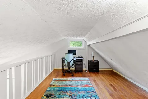 20 Wedgewood Drive Londonderry NH 03053