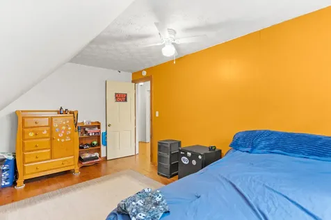 20 Wedgewood Drive Londonderry NH 03053