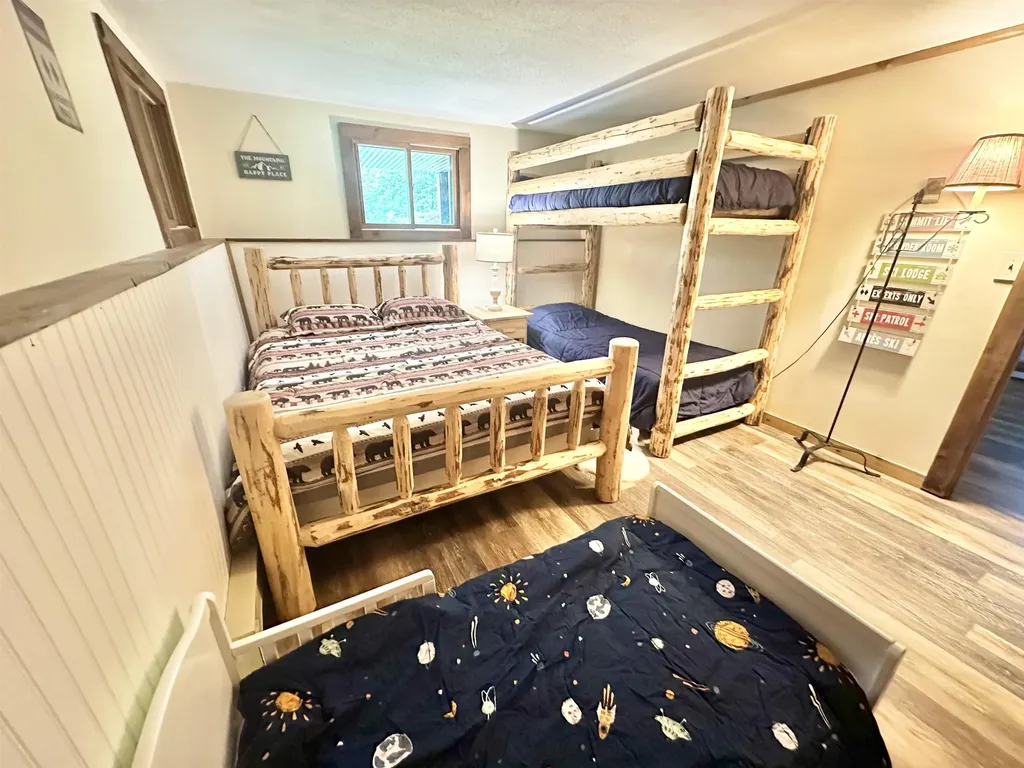 8 Lilla Lane Wilmington VT 05363