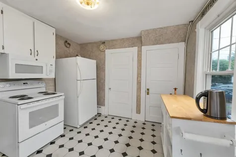 48 Joliet Street Laconia NH 03246