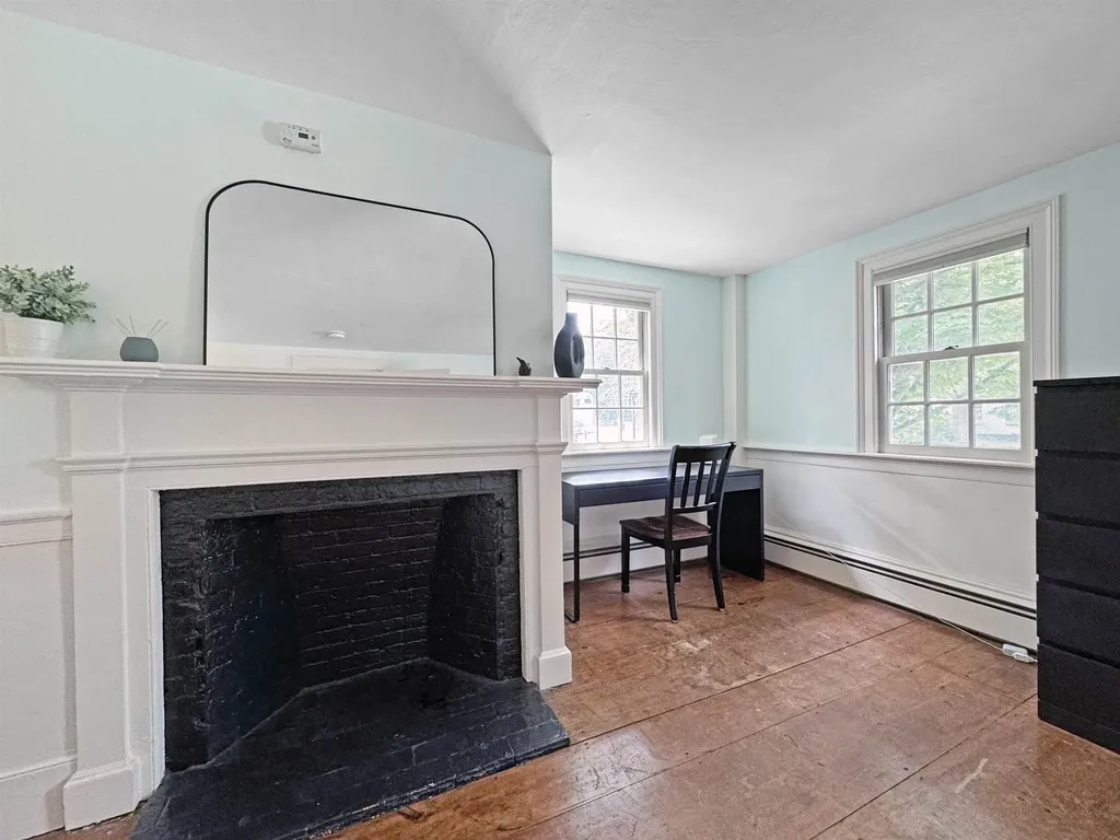 23 Exeter Road Newmarket NH 03857