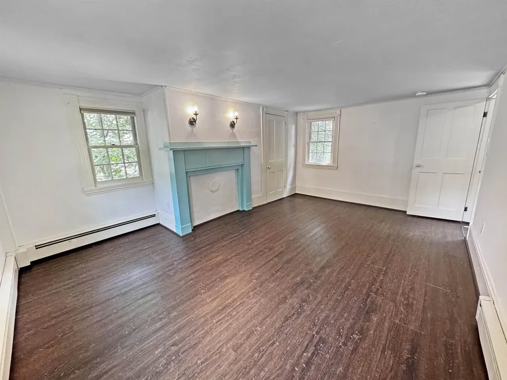 23 Exeter Road Newmarket NH 03857