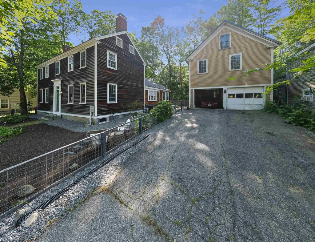 23 Exeter Road Newmarket NH 03857
