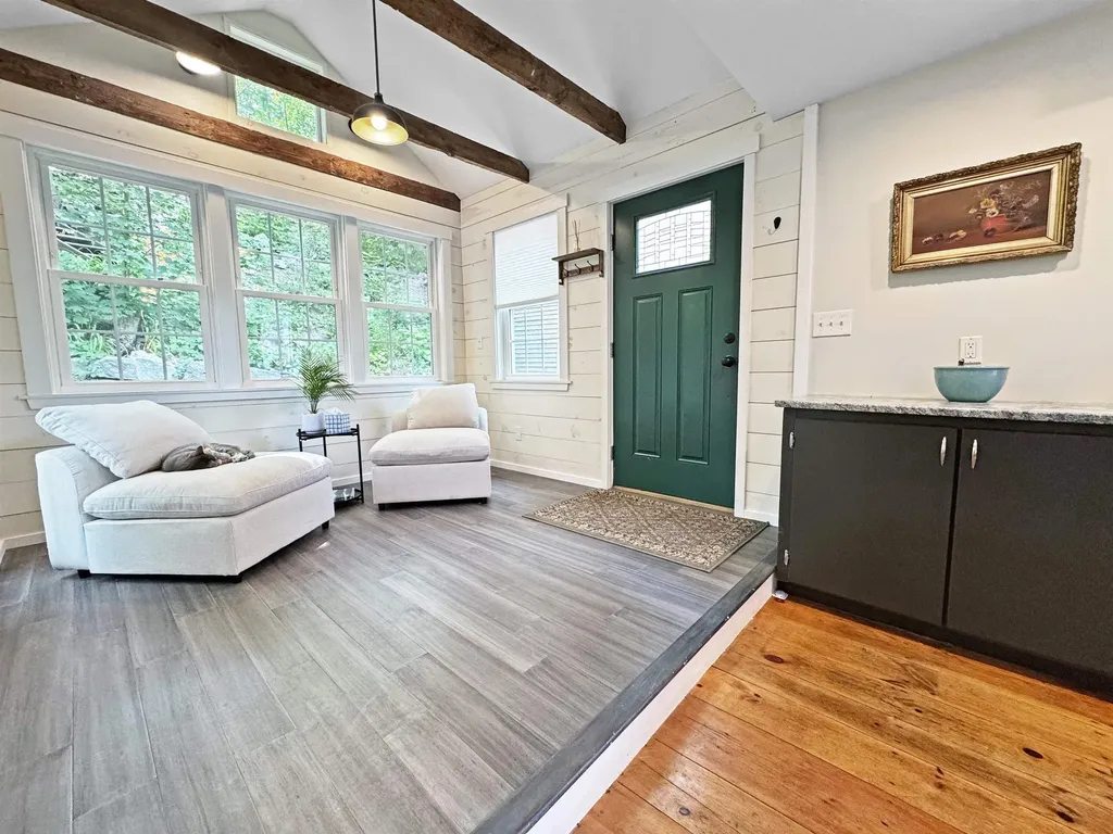 23 Exeter Road Newmarket NH 03857
